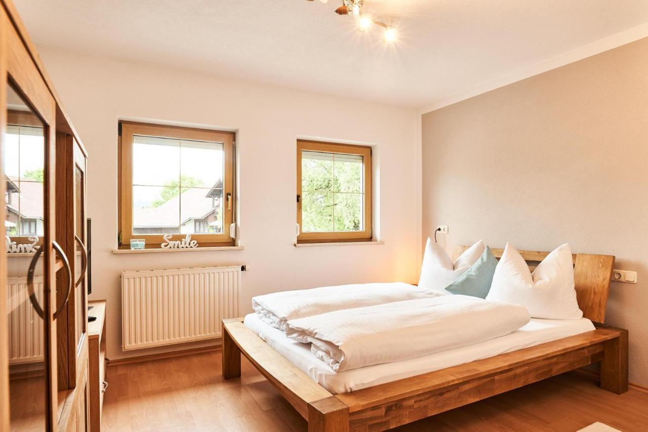 Ferienwohnung Schatz Breitenwang Exterior photo
